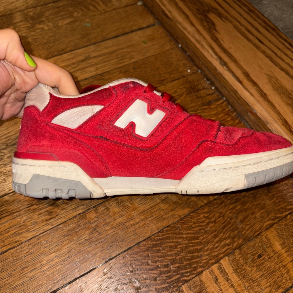 Red new balance 550s